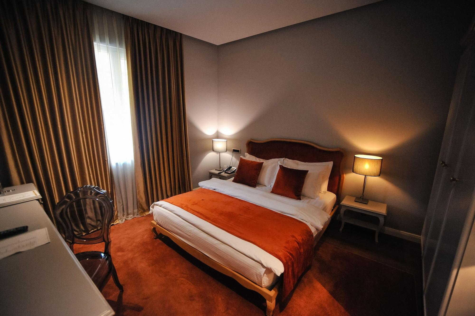 טיראנה Classic Hotel מראה חיצוני תמונה