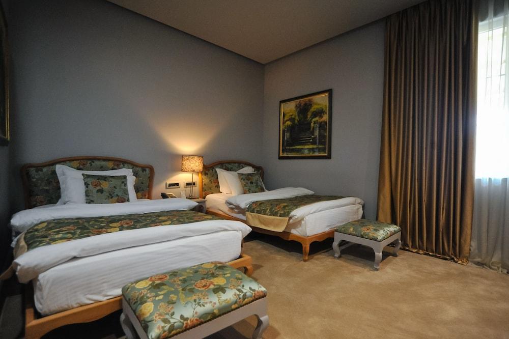 טיראנה Classic Hotel מראה חיצוני תמונה